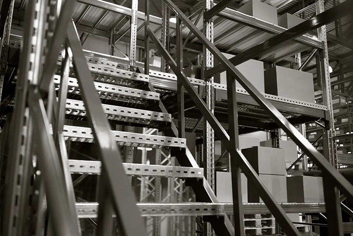 Mezzanines industrielles à Boucherville.